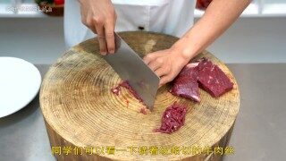 厨师长王刚: 如何检验注水牛肉和猪肉20190408